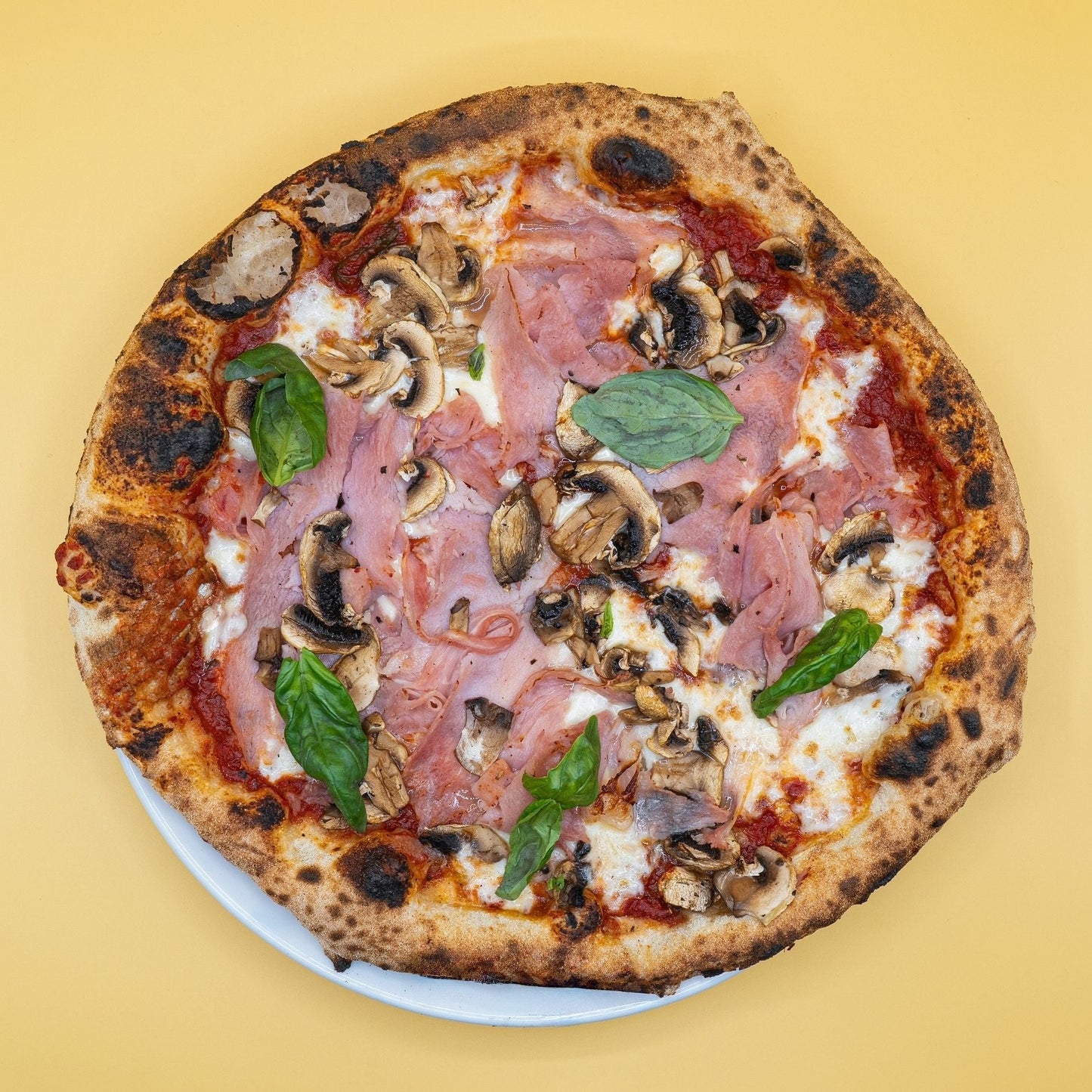 PIZZA PROSCIUTTO E FUNGHI